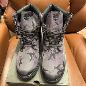 Timberland Boots Women Size 10 EUC Purple Camo